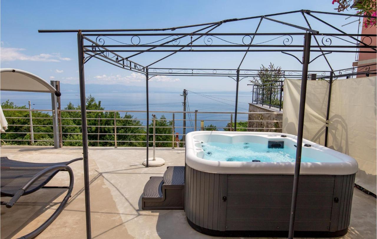 1 Bedroom Gorgeous Apartment In Mošćenička Draga Zewnętrze zdjęcie