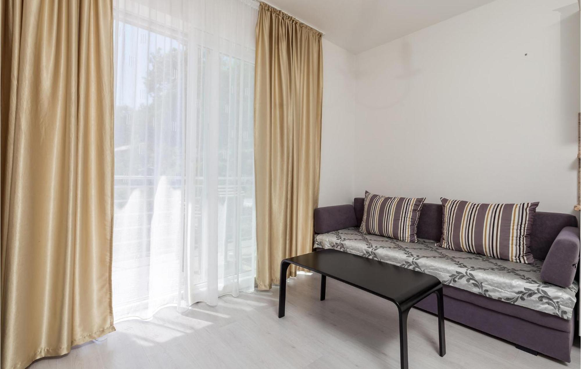1 Bedroom Gorgeous Apartment In Mošćenička Draga Zewnętrze zdjęcie