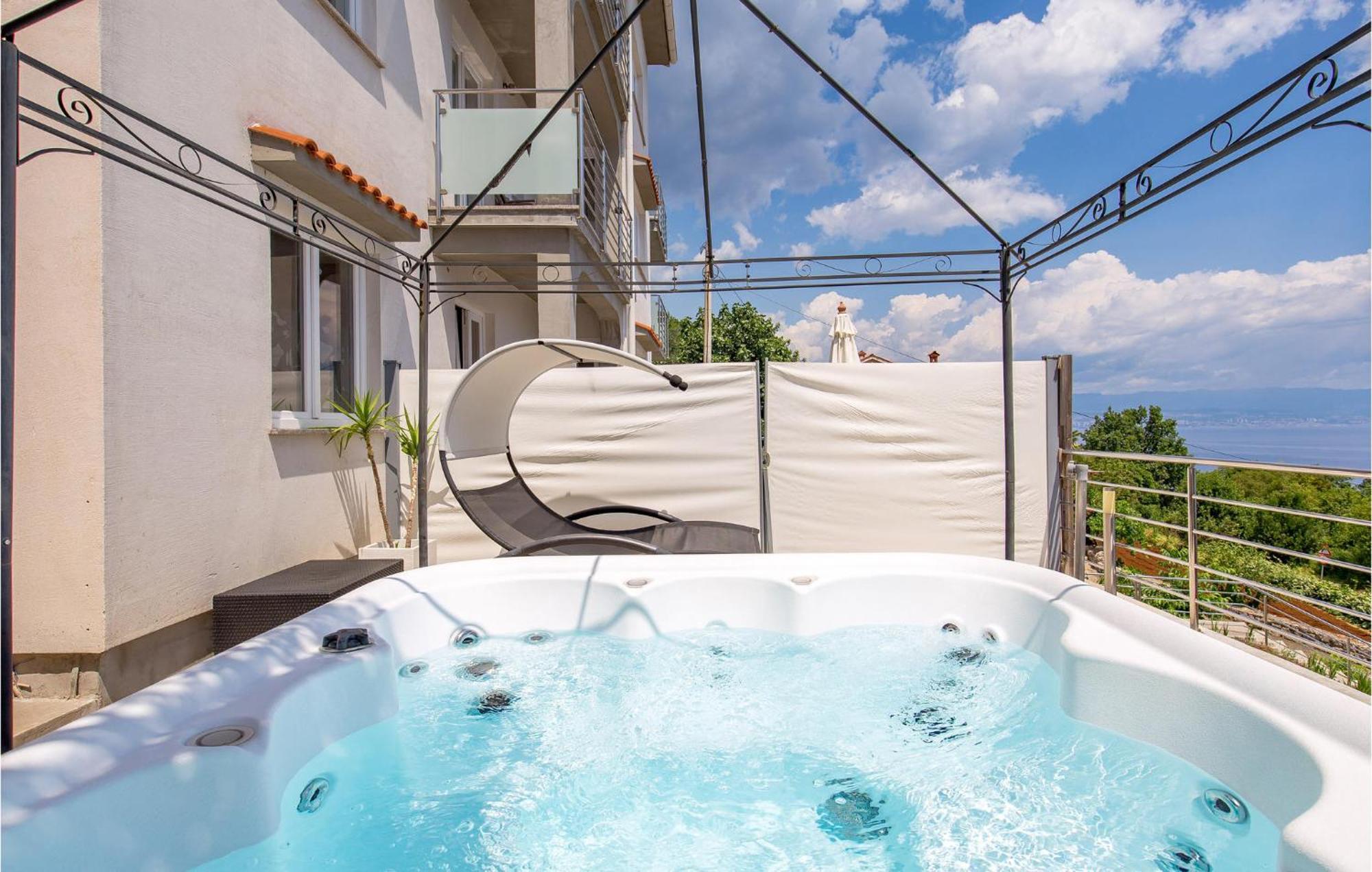 1 Bedroom Gorgeous Apartment In Mošćenička Draga Zewnętrze zdjęcie