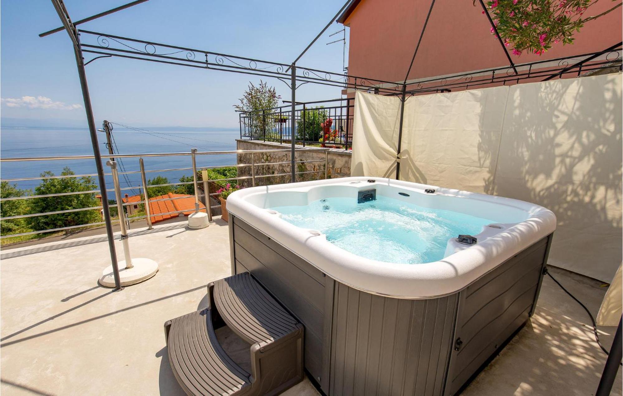 1 Bedroom Gorgeous Apartment In Mošćenička Draga Zewnętrze zdjęcie